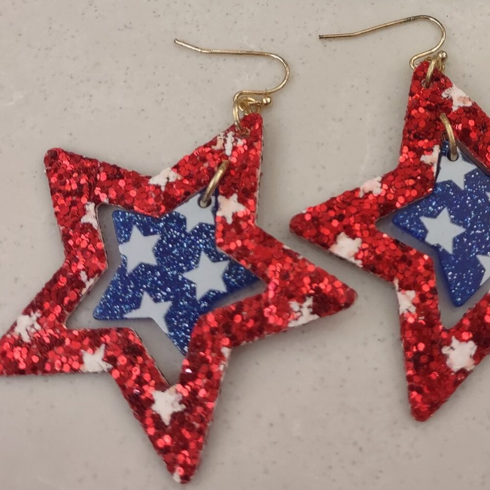 Patriotic drop earrings NWOT